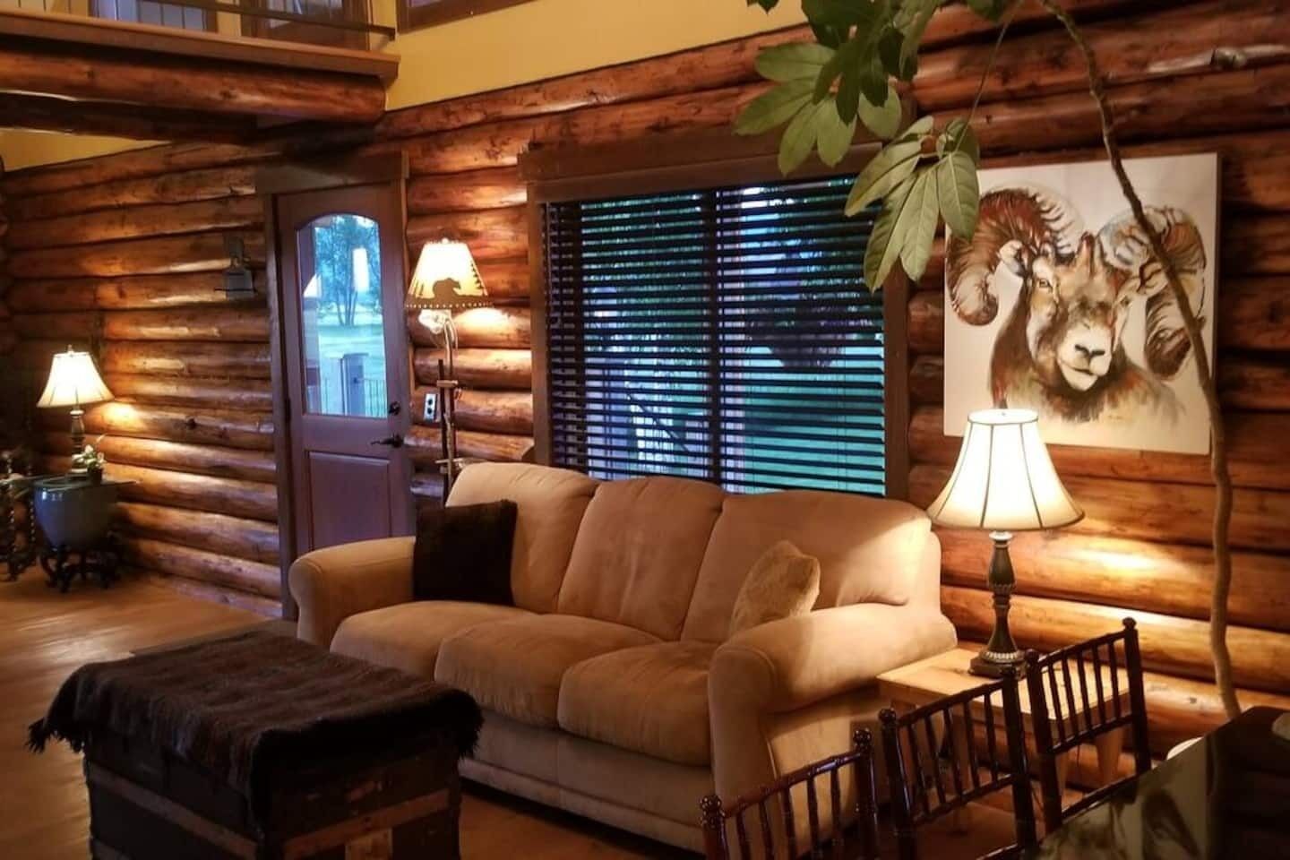 TV, DVD-spiller og kontorer