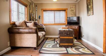 Private and cozy miners cabin with full kitchen. Dogs OK.