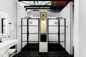 Douche, articles de toilette écologiques, sèche-cheveux, bidet