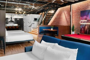 5 habitaciones, escritorio, tabla de planchar con plancha y wifi gratis 