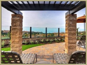 Terrace/patio - Walk to, Ritz Carlton, Waldorf Astoria Monarch Beach  and Salt Creek Beach. (Dana Point)
