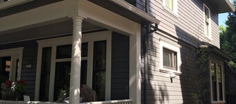 Pet friendly apartment with covered patio and fenced-in yard.