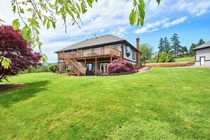 Exterior - Hazelwood Haven: Private Guest Suite w/ Hot Tub (Dundee)