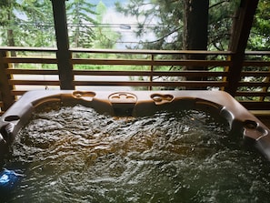 Bain à remous extérieur