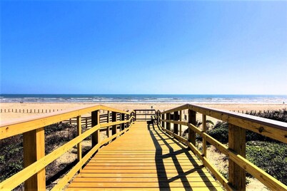 YOUR Port Aransas Beach Vacation Starts HERE!