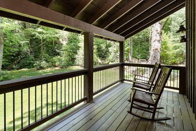 Private Waterfall Lodge en un retiro exclusivo de 450 acres con senderos para caminatas y WiFi