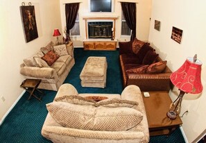 Smart TV, fireplace