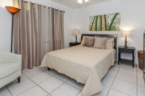 3 bedrooms, iron/ironing board, travel crib, free WiFi