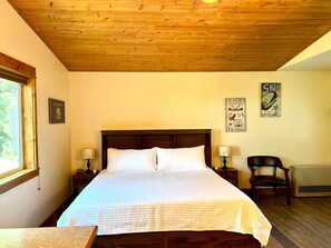 1 habitación, tabla de planchar con plancha, wifi gratis y ropa de cama 
