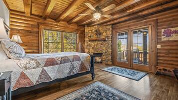 4 chambres, fer et planche à repasser, lit parapluie, Wi-Fi gratuit