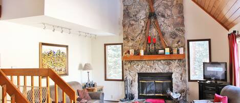 Smart TV, fireplace, DVD player, foosball