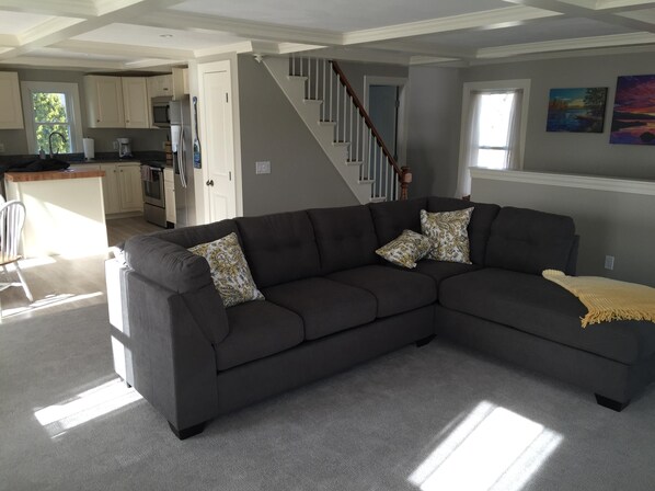 Smart TV, videojuegos, reproductor de DVD y libros 