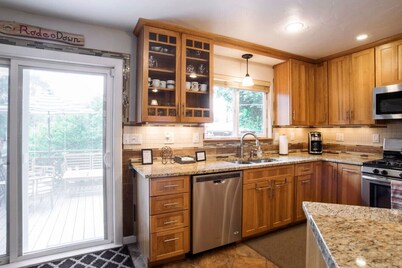 Perfect `Home Away From Home` NearTown w/ Hot Tub!