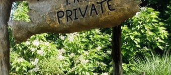 4 bedroom Waterfront Mountain River Home in Arden, West Virginia. Sleeps 10.