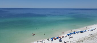 Amazing Beachfront Destin Condo with Umbrella &  2 Chairs Setup -End Unit 1112