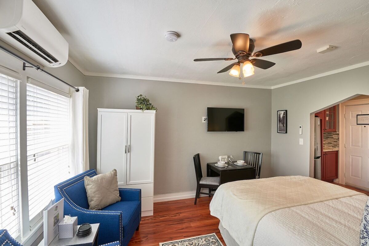 1 bedroom, iron/ironing board, travel crib, free WiFi