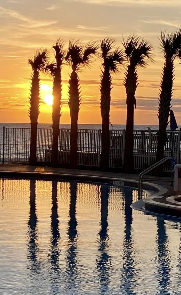 Indoor pool, outdoor pool - Beachfront, Includes Free Beach Chair Service, Free Wi-Fi, Walk to Pier Park (Panama City Beach)