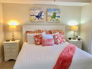 3 bedrooms, desk, free WiFi, bed sheets - Beachfront, Includes Free Beach Chair Service, Free Wi-Fi, Walk to Pier Park (Panama City Beach)