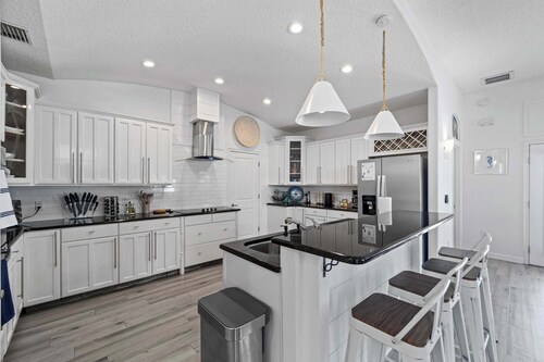 "Fantasea" on Perfect Beach Pool, Hot Tub Vacation 4 bed / 3 kylpy ja 2 Master Suites