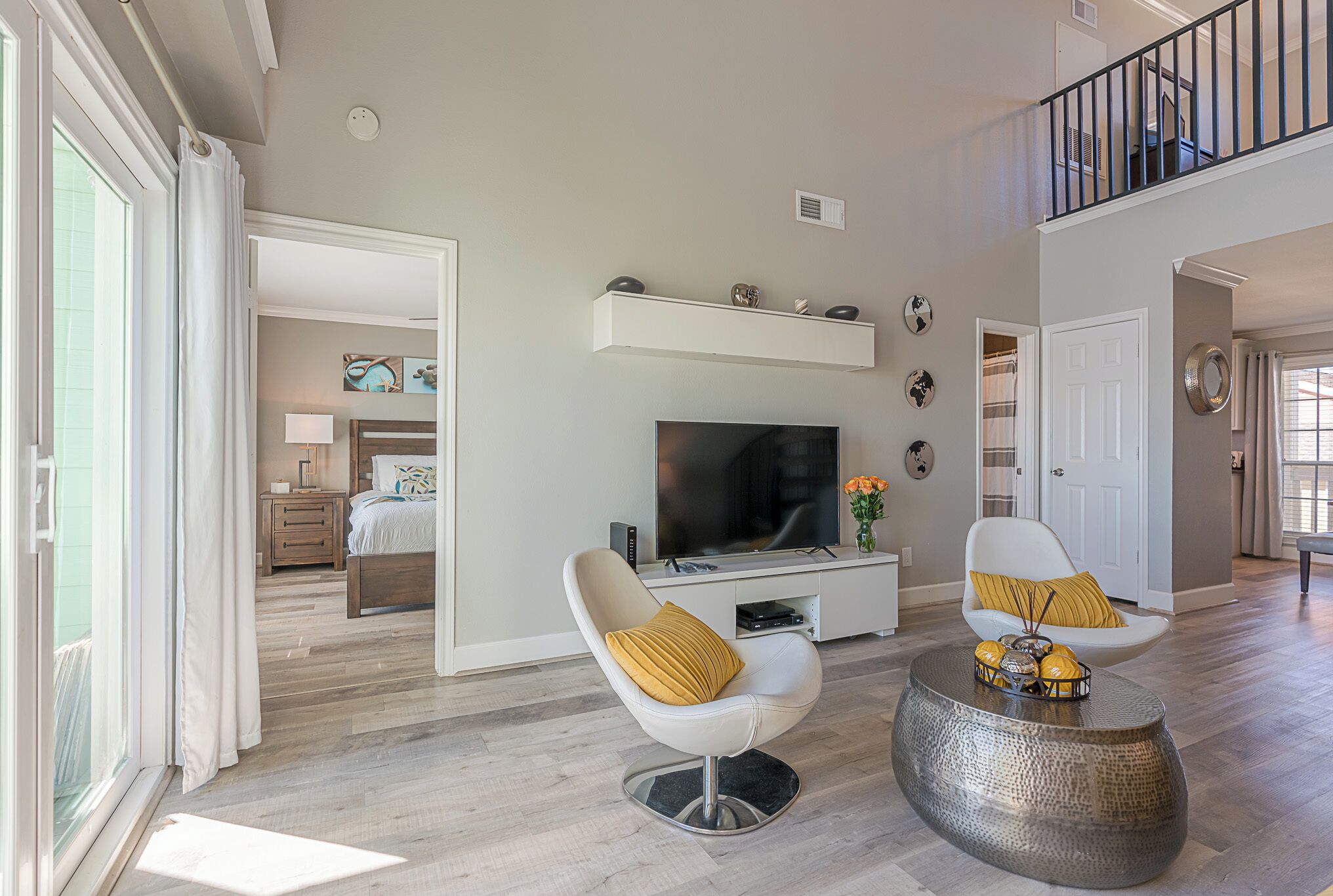 2 bedrooms, iron/ironing board, travel crib, free WiFi