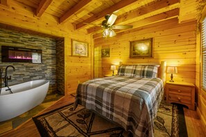 2 chambres, fer et planche à repasser, lit parapluie, Wi-Fi gratuit