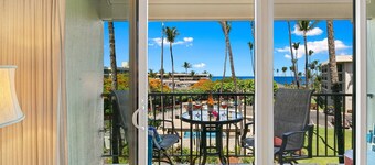 Kihei Akahi D-211: Ocean View, Perfect for Couples