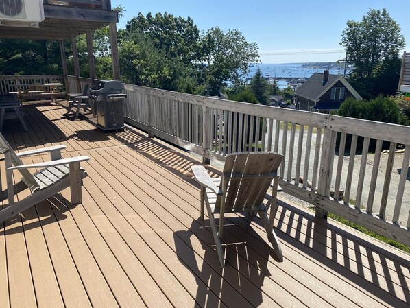 Terrace/patio - Ocean view 4 br, huge deck with grill, walk to town, pet friendly locally owned (Southwest Harbor)