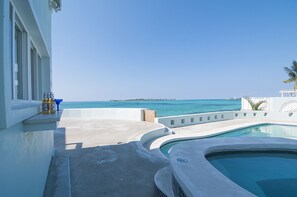 Piscine extérieure, piscine chauffée