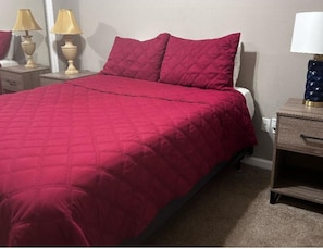 3 bedrooms, iron/ironing board, free WiFi, bed sheets