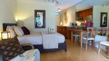 Strykejern/-brett, wi-fi (inkludert) og sengetøy