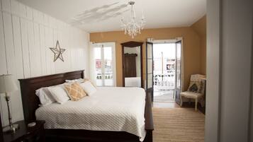 4 Schlafzimmer, Schreibtisch, Bügeleisen/Bügelbrett, Reisekinderbett