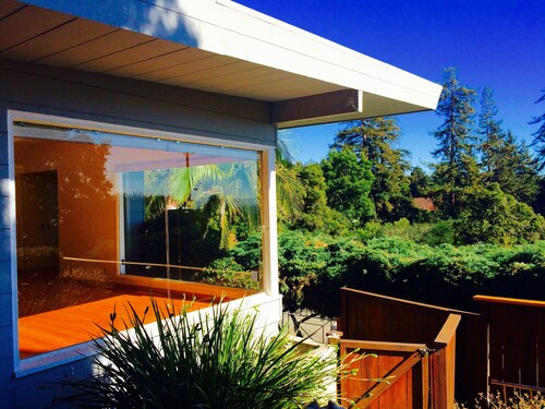 Lovely Mid Century Modern Gem Pohjois Berkeley Hills