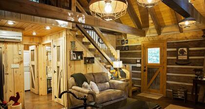 Hirsimökki Korintissa, Ms. Lähellä Shiloh National Park & Pickwick Lake