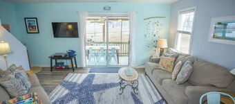 Tranquil Shores - Relaxation With a Water View!