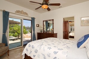 5 bedrooms, desk, iron/ironing board, travel cot - Peaceful Luxurious Country Estate close to Beaches, Golf and Vacation Attraction (Ramona)