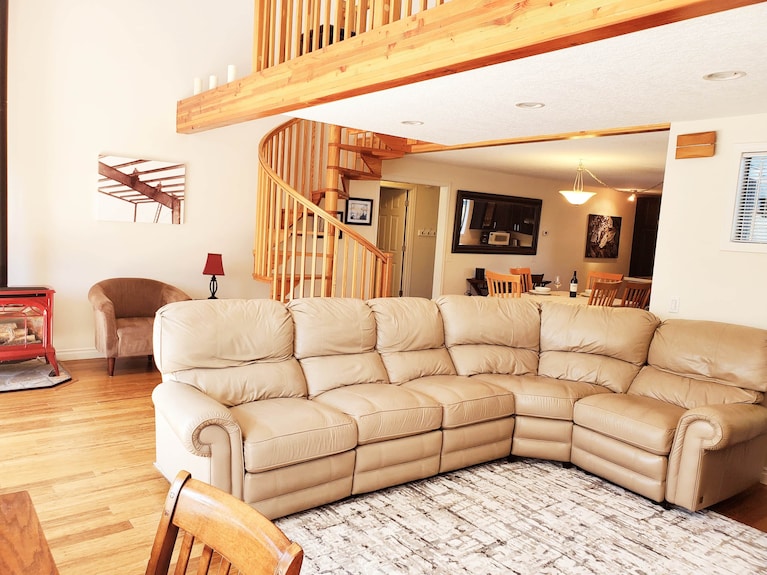 Riverside Beach House - Cannon Beach, OR