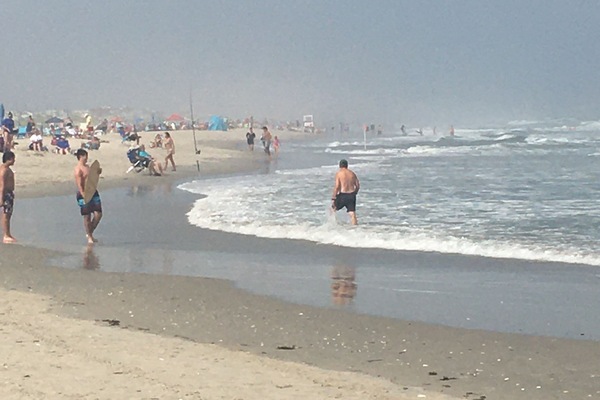 Tæt på stranden, liggestole, badehåndklæder