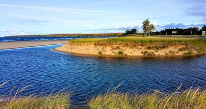 Secluded Retreat w/river access near Lake Superior Beach and Pictured Rocks