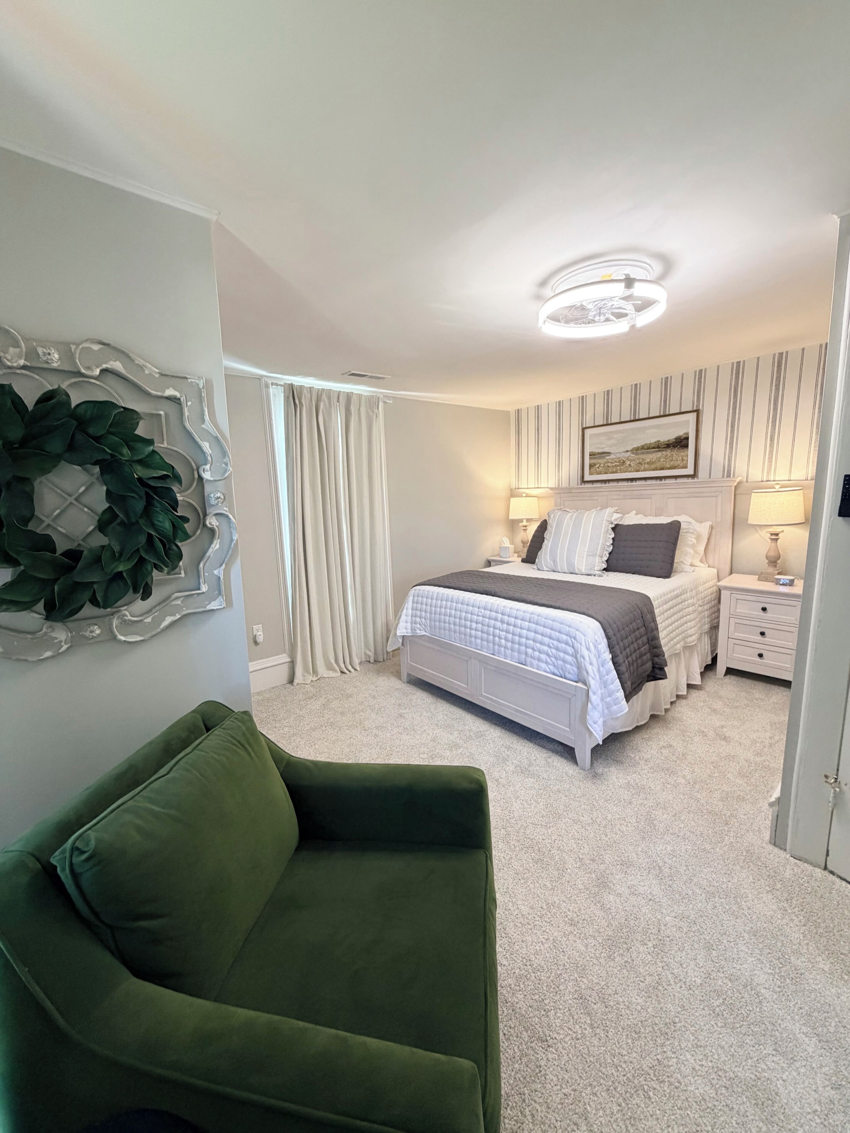 5 bedrooms, iron/ironing board, free WiFi, bed sheets
