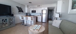 Smart TV, DVD player, books