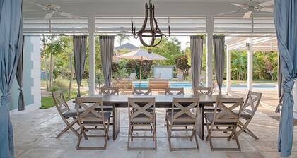 "Windways"...Stately Bahamian Estate House