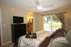 3 habitaciones, escritorio, tabla de planchar con plancha y wifi gratis