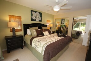 3 bedrooms, desk, iron/ironing board, free WiFi - Magic Sands Home, Steps From The Beach! Air Conditioned! 3D tour to view space (Kailua-Kona)