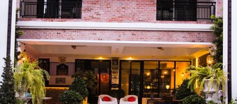 Boutique Summer House