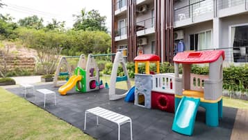 Aire de jeux - extérieure