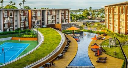 Condo Studio B at Replay E305