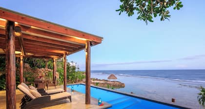 Savasi Island Resort