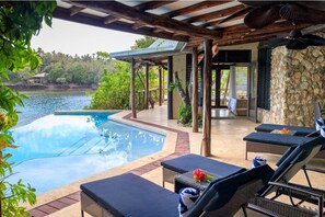 Pemandangan dari kamar