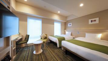 Caja de seguridad en la habitación, escritorio y wifi gratis