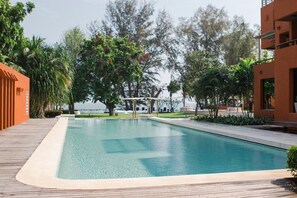 2 outdoor pools - Las Tortugas Condominium (Hua Hin)